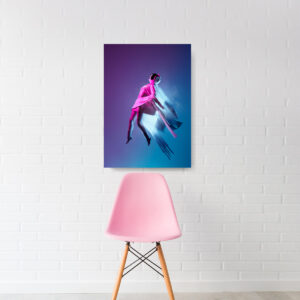 Cuadro Futurista Mujer del Espacio