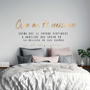 Vinilo Decorativo de Texto “Cree en ti mismo”
