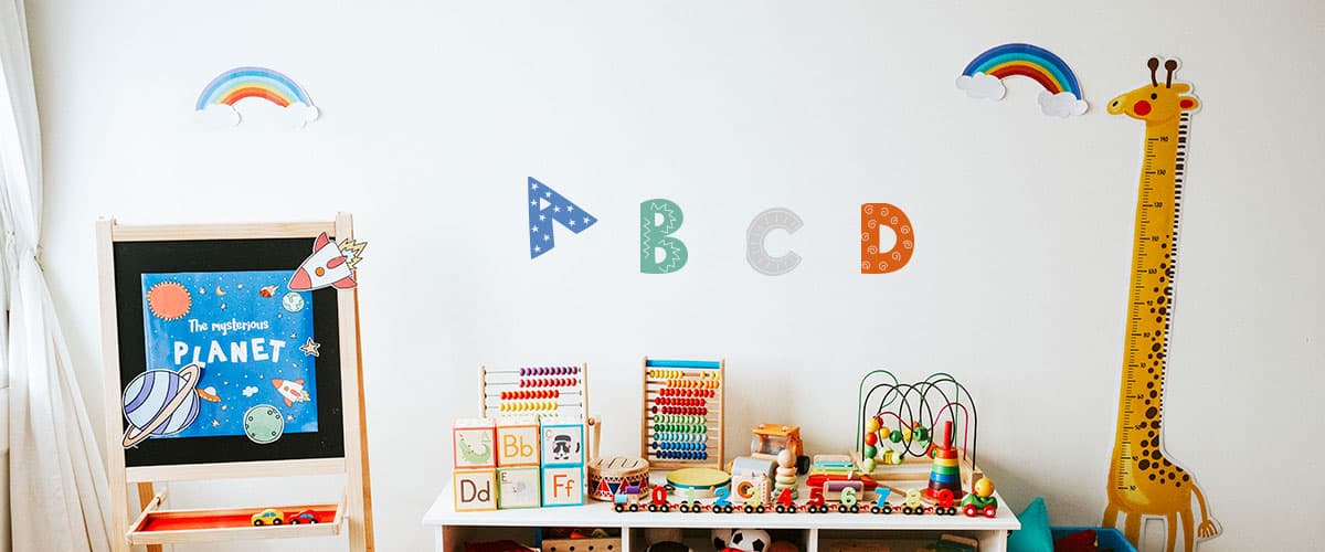 Vinilos didácticos, letras en vinilo adhesivo, aprende con figuras decorativas en vinilo adhesivo